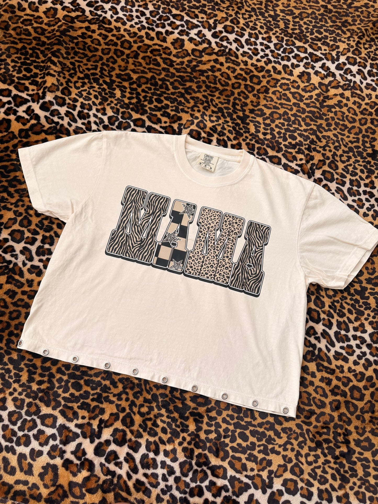 MAMA BOXY GROMMET TEE