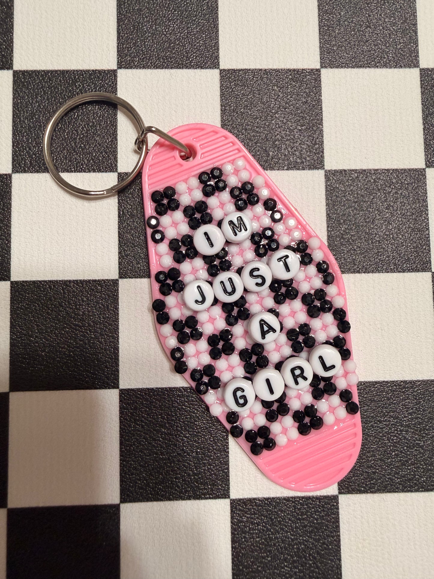 BEDAZZLED MOTEL KEYCHAIN