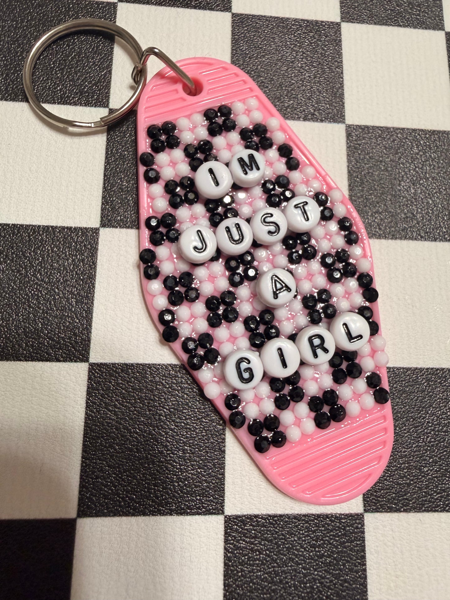 BEDAZZLED MOTEL KEYCHAIN